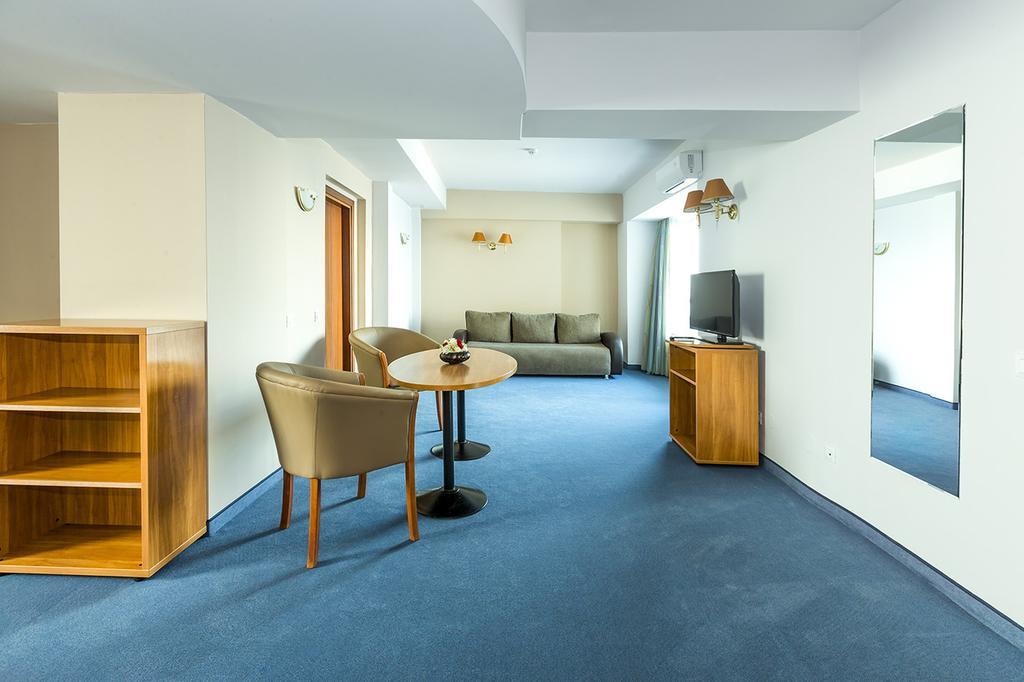 Savoy Hotel Mamaia Ngoại thất bức ảnh