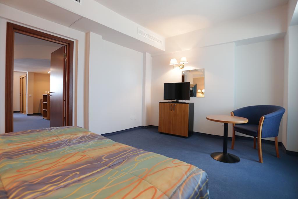 Savoy Hotel Mamaia Ngoại thất bức ảnh