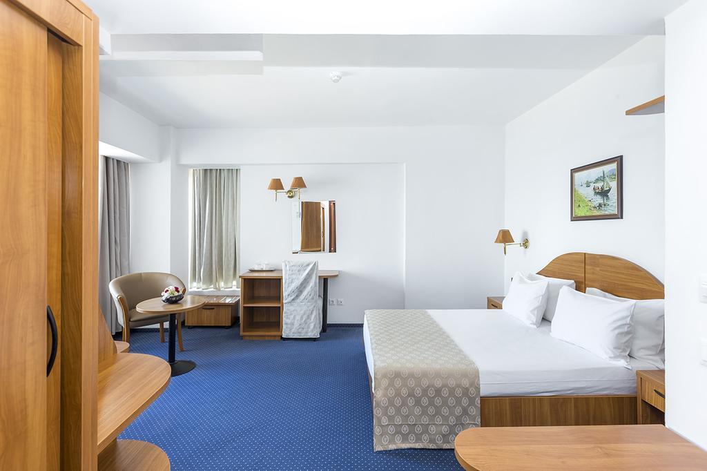 Savoy Hotel Mamaia Ngoại thất bức ảnh
